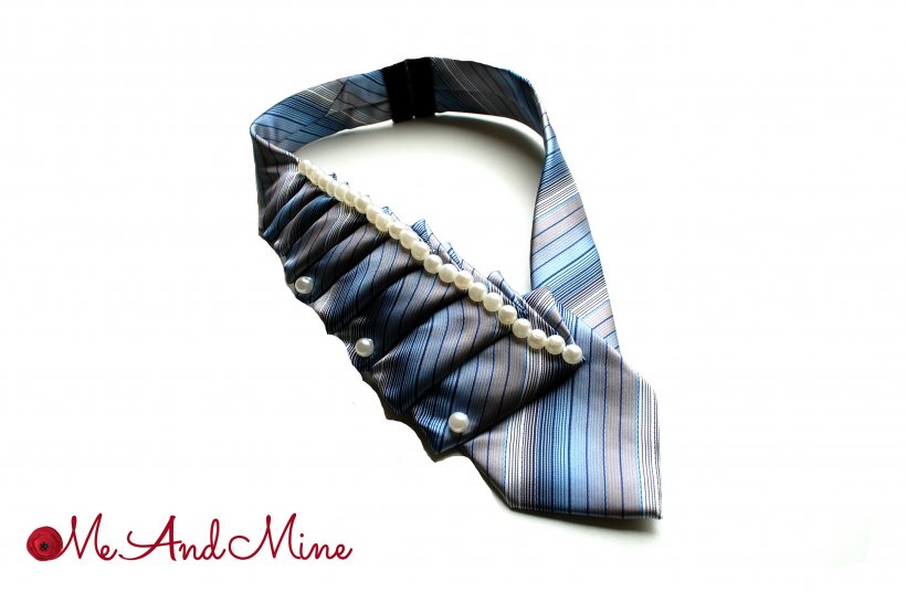 Povestea cravatei care a ajuns colier