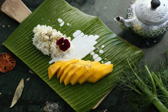 sticky rice mango